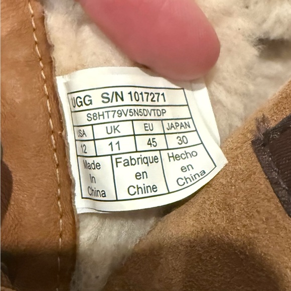 Ugg  tan and Brown Lace-Up Winter Boots - Picture 4 of 4